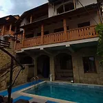 Knyazhyj Dvir