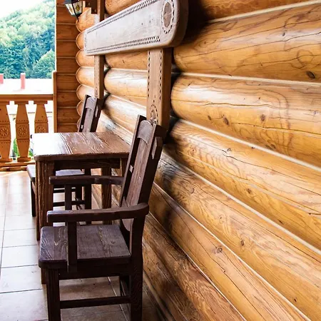 ホテル Knyazhyj Dvir *