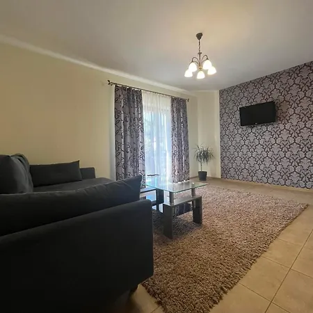 Knyazhyj Dvir * ヤレムチャ