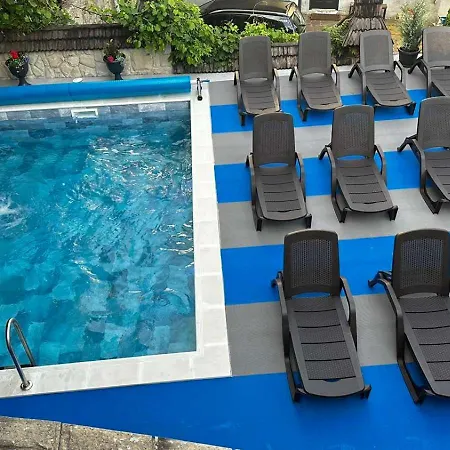 Knyazhyj Dvir ホテル *