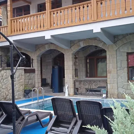 Knyazhyj Dvir Ξενοδοχείο *