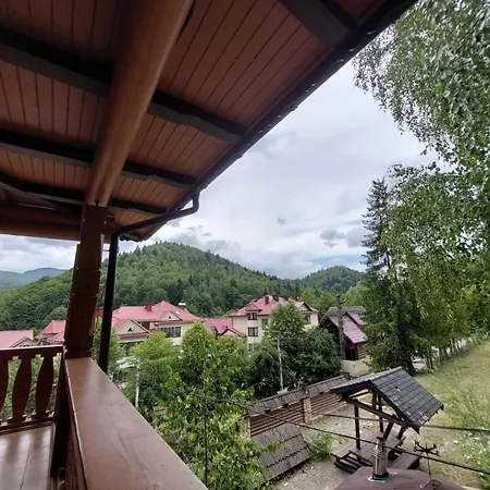Knyazhyj Dvir Отель