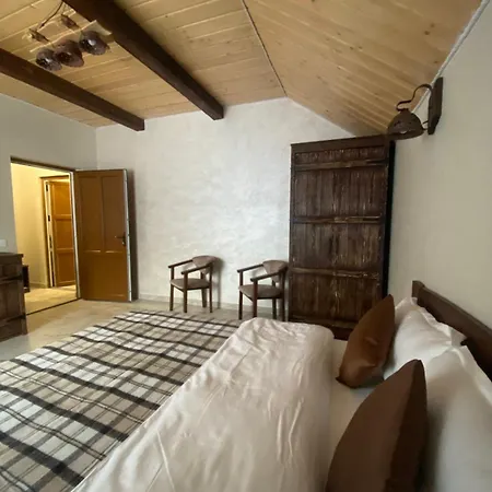 Knyazhyj Dvir ホテル