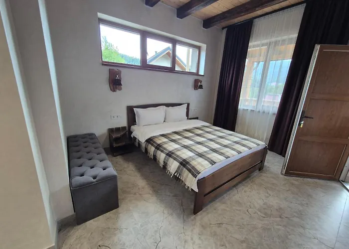 Otel Knyazhyj Dvir *