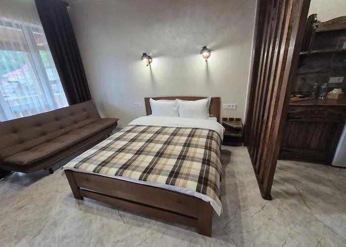 Knyazhyj Dvir Otel