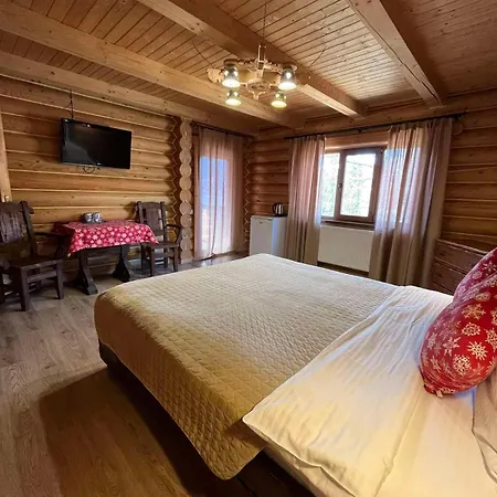 Knyazhyj Dvir Yaremche