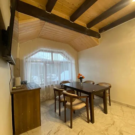 Hotel Knyazhyj Dvir *